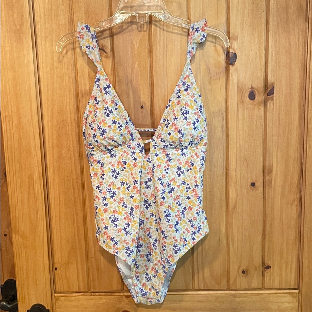 SHADE AND SHORE ONE PIECE WILDFLOWER SWIMSUIT Sz L (12-14)